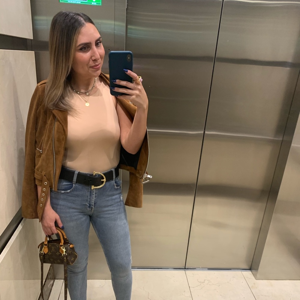 Meet your Posher, Shaina
